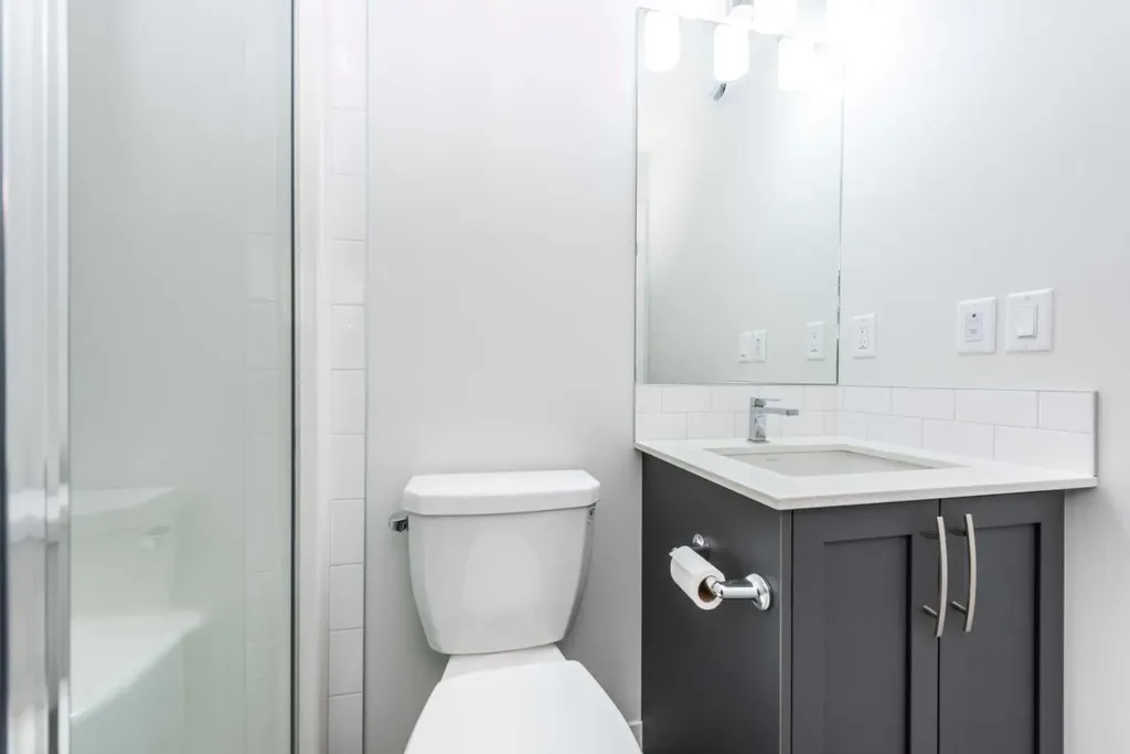 57 Corner Glen Row NE Calgary AB T3N 2L9