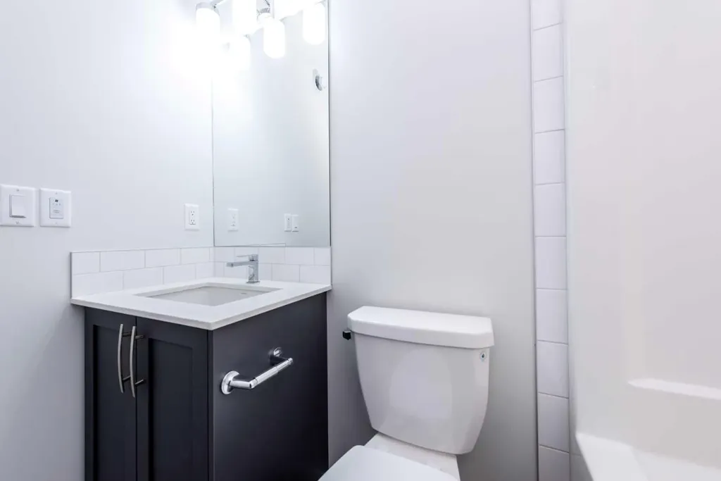57 Corner Glen Row NE Calgary AB T3N 2L9