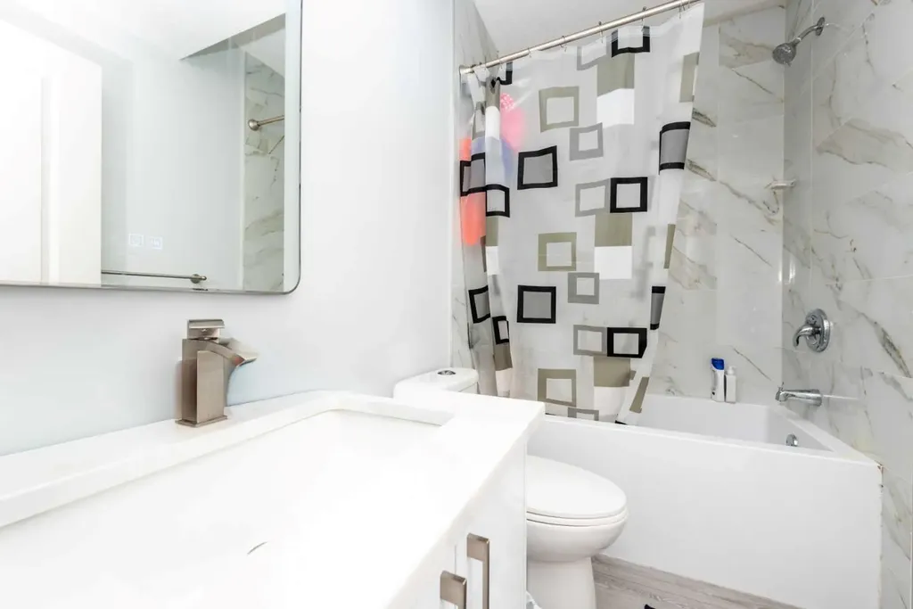 57 Corner Glen Row NE Calgary AB T3N 2L9