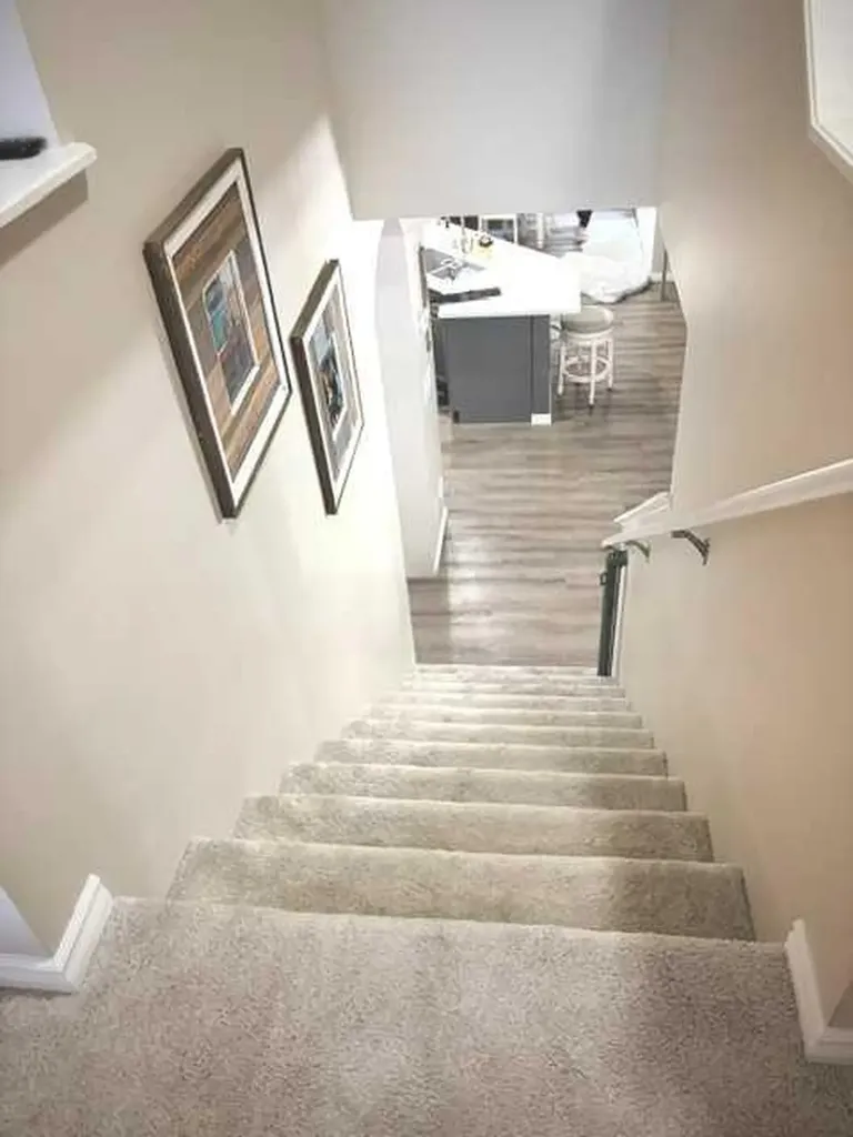 907 Cimarron Park Close S Okotoks AB T1S2E8
