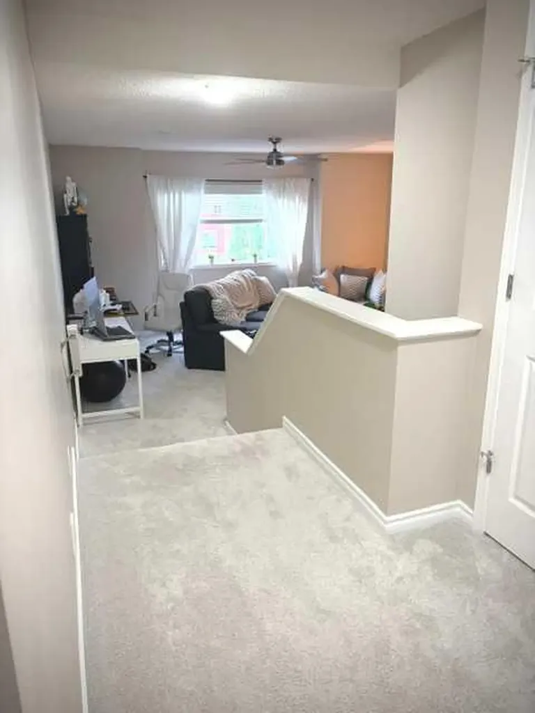 907 Cimarron Park Close S Okotoks AB T1S2E8