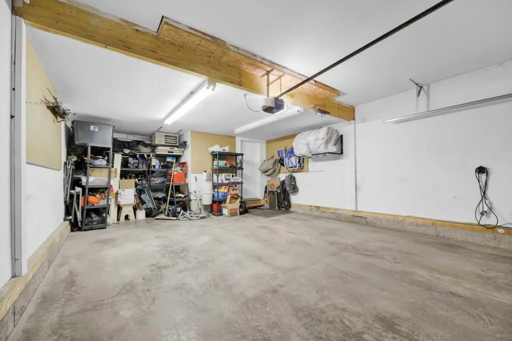 907 Cimarron Park Close S Okotoks AB T1S2E8