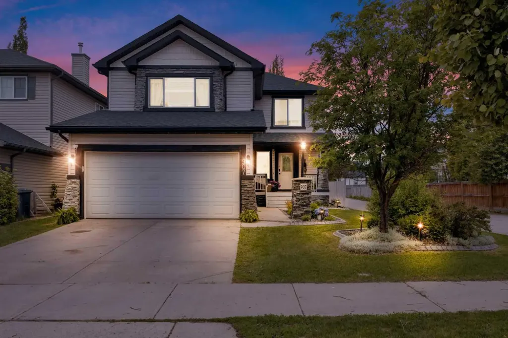 907 Cimarron Park Close S Okotoks AB T1S2E8
