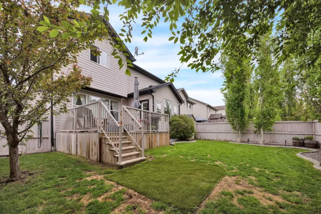 907 Cimarron Park Close S Okotoks AB T1S2E8