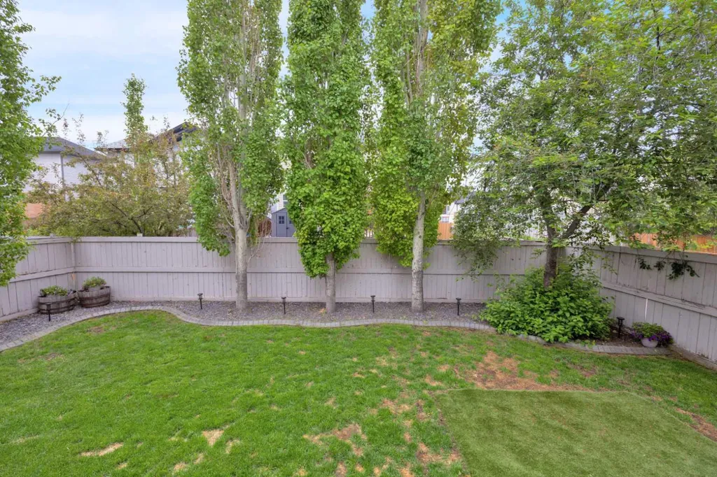 907 Cimarron Park Close S Okotoks AB T1S2E8