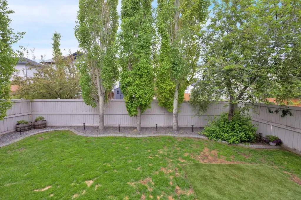 907 Cimarron Park Close S Okotoks AB T1S2E8
