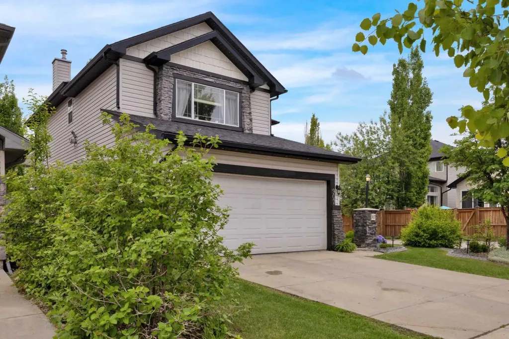 907 Cimarron Park Close S Okotoks AB T1S2E8