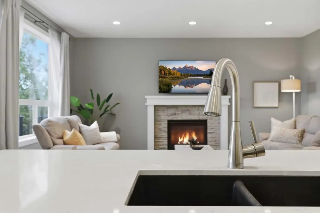 64 Panton Heights NW Calgary AB T3K 0W3