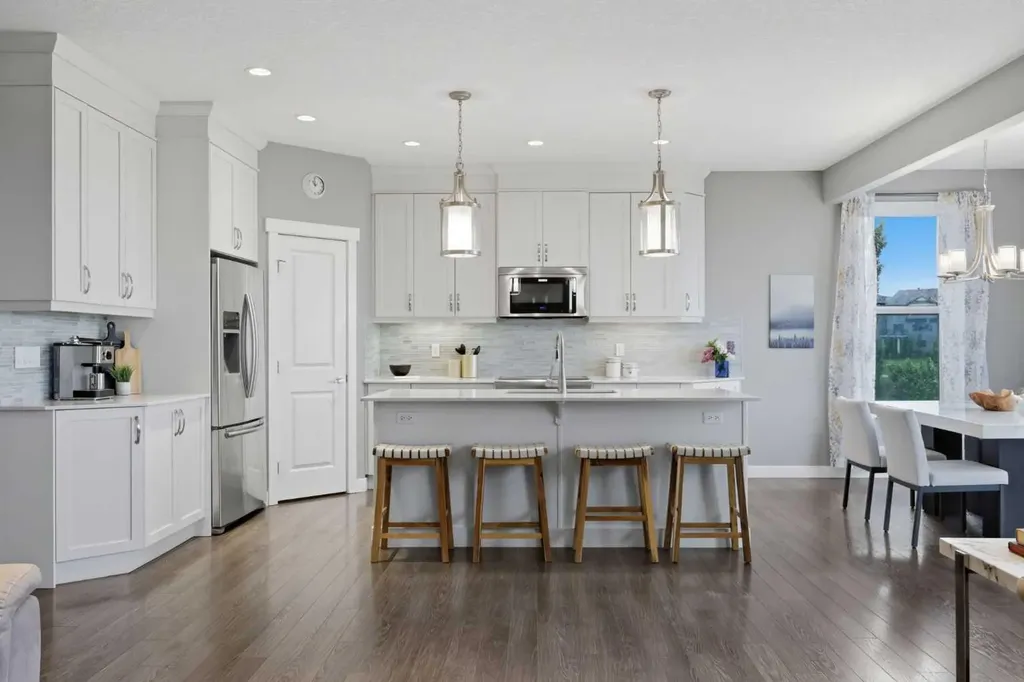 64 Panton Heights NW Calgary AB T3K 0W3