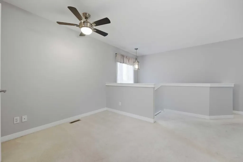 64 Panton Heights NW Calgary AB T3K 0W3