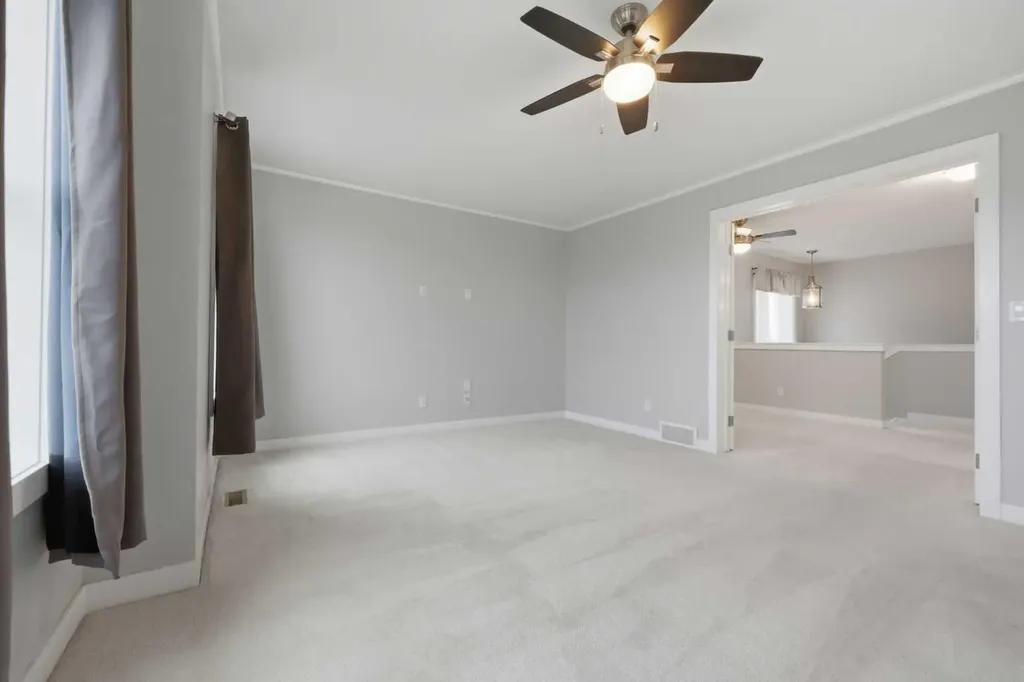 64 Panton Heights NW Calgary AB T3K 0W3