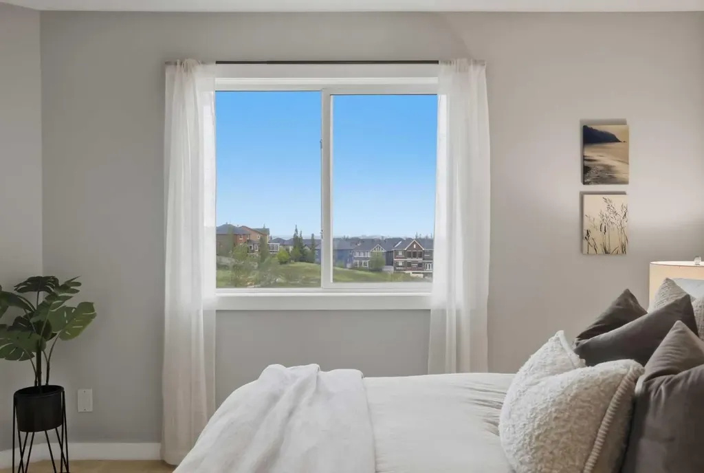 64 Panton Heights NW Calgary AB T3K 0W3