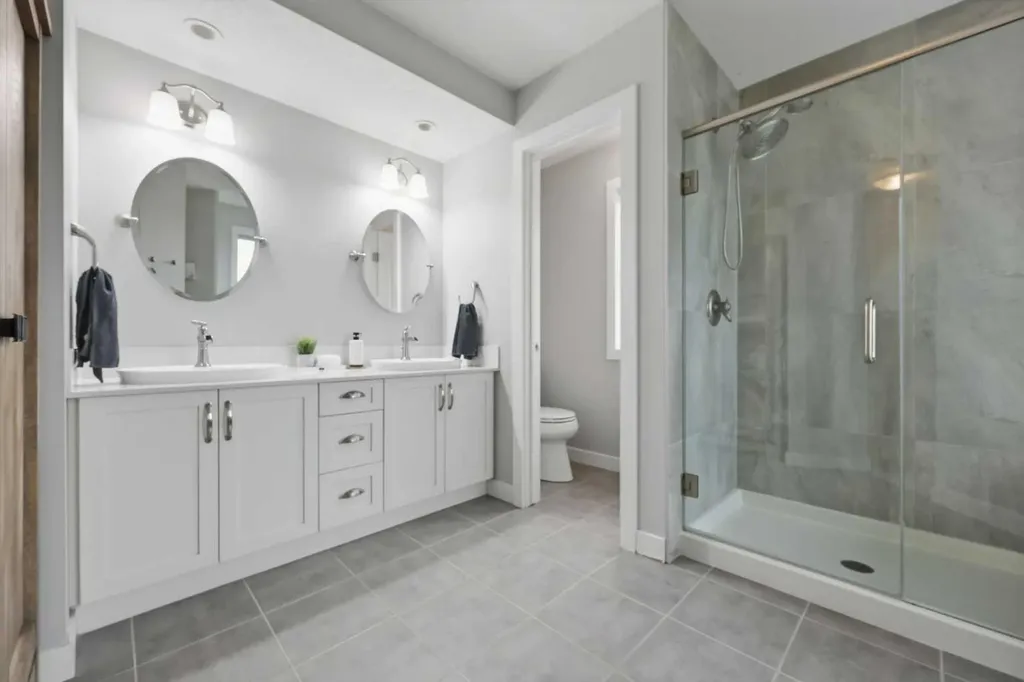 64 Panton Heights NW Calgary AB T3K 0W3