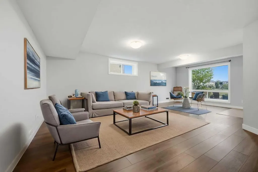 64 Panton Heights NW Calgary AB T3K 0W3