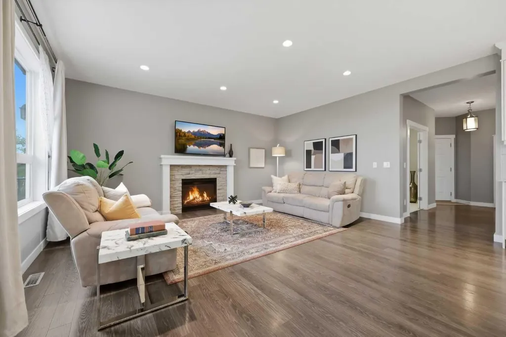64 Panton Heights NW Calgary AB T3K 0W3