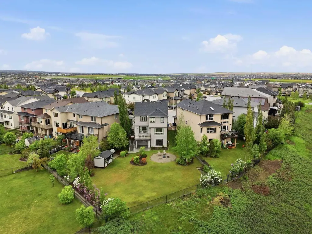64 Panton Heights NW Calgary AB T3K 0W3