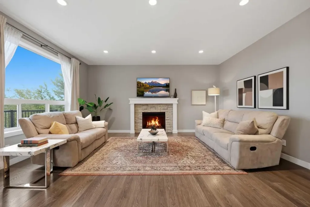 64 Panton Heights NW Calgary AB T3K 0W3