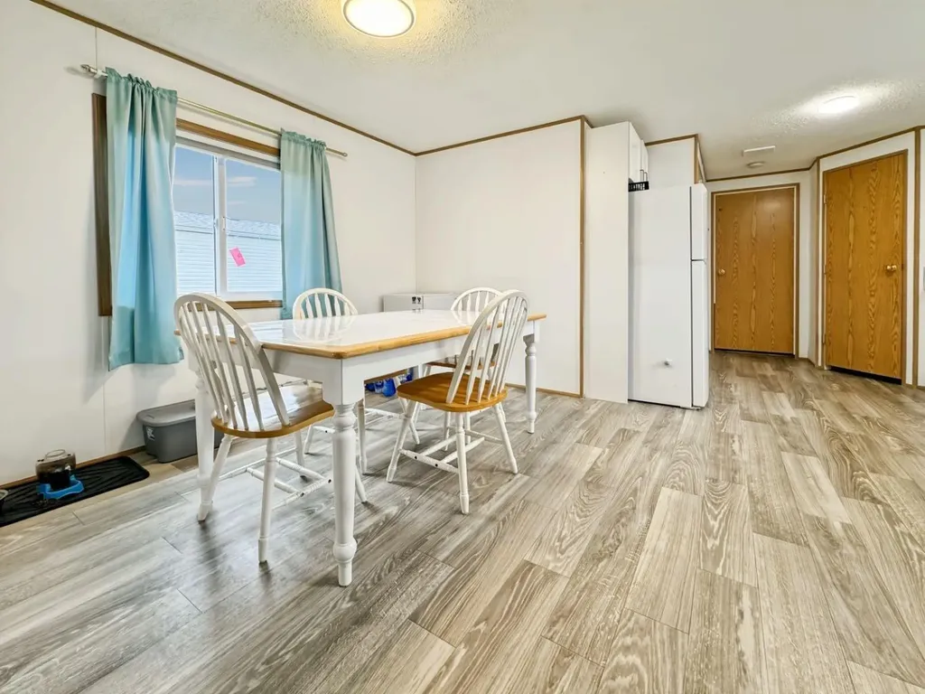 30 Davio Place Whitecourt AB T7S1V1