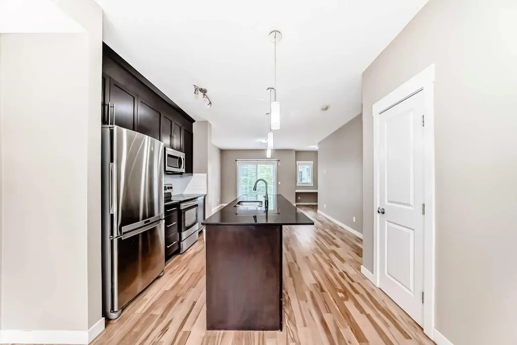 606 Skyview Point Place NE Calgary AB T3N0L7