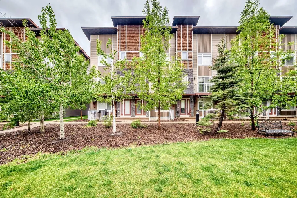 606 Skyview Point Place NE Calgary AB T3N0L7