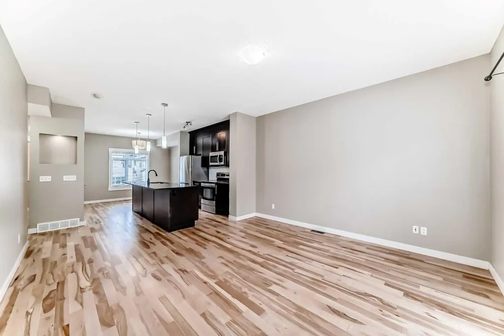 606 Skyview Point Place NE Calgary AB T3N0L7