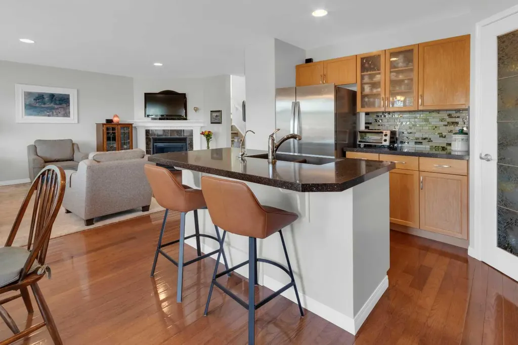 381 Silver Springs Way NW Airdrie AB T4B 2X8