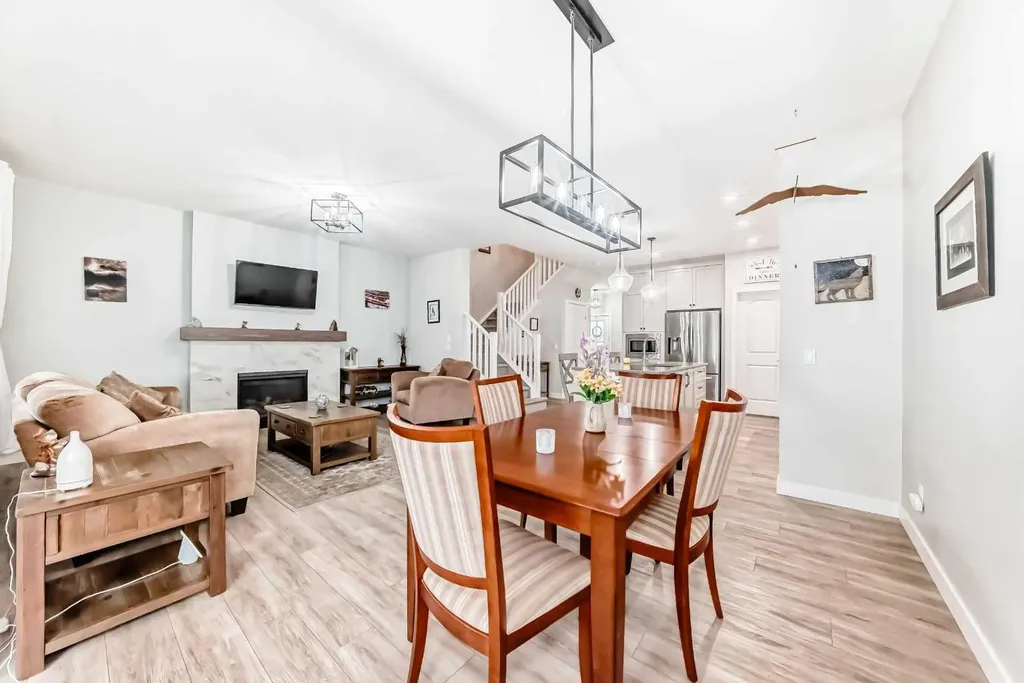 120 Emberside Place Cochrane AB T4C3A8