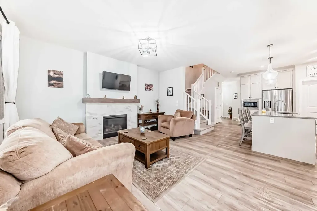120 Emberside Place Cochrane AB T4C3A8