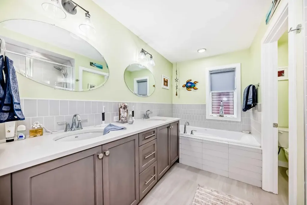 120 Emberside Place Cochrane AB T4C3A8