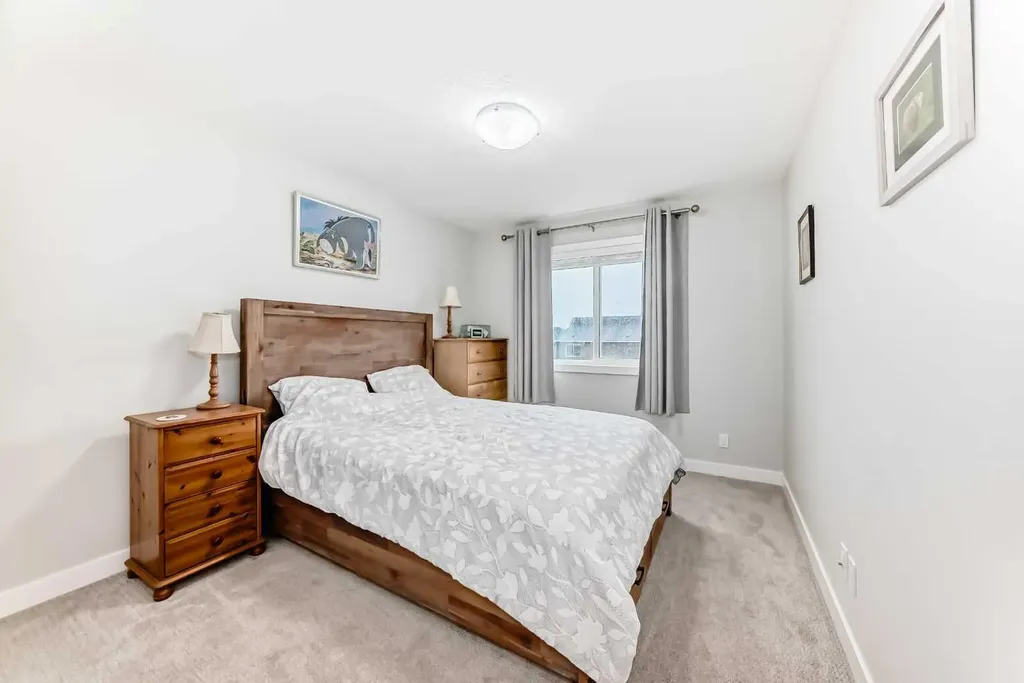 120 Emberside Place Cochrane AB T4C3A8