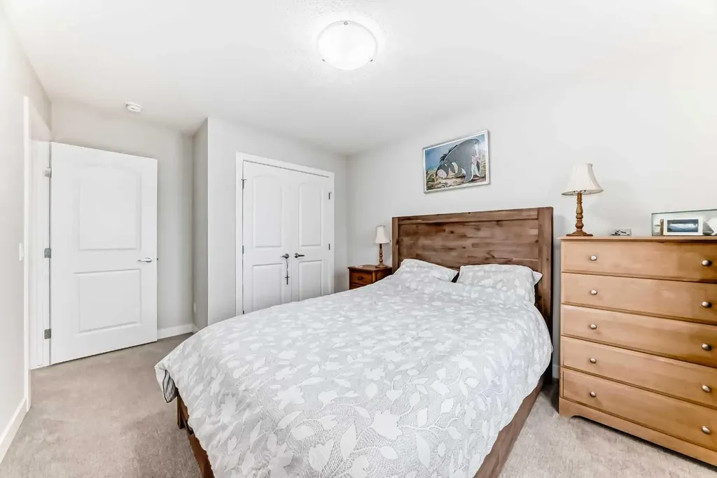 120 Emberside Place Cochrane AB T4C3A8