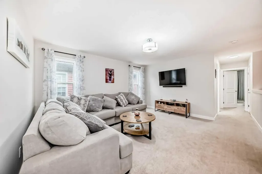 120 Emberside Place Cochrane AB T4C3A8