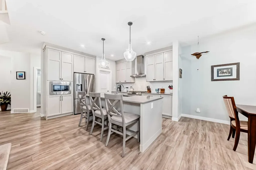 120 Emberside Place Cochrane AB T4C3A8