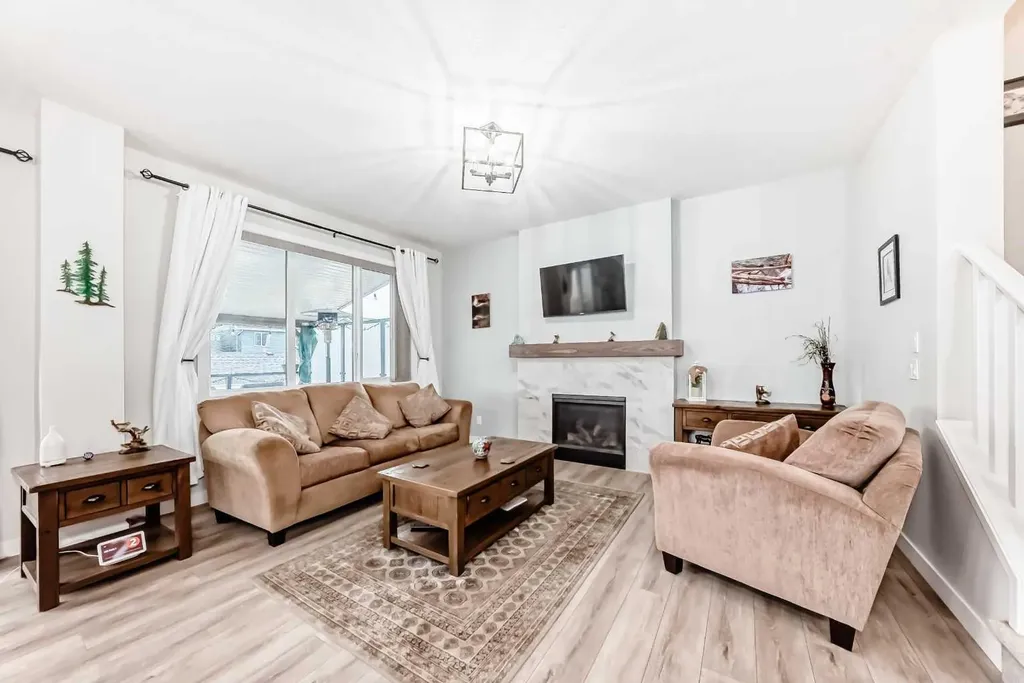120 Emberside Place Cochrane AB T4C3A8