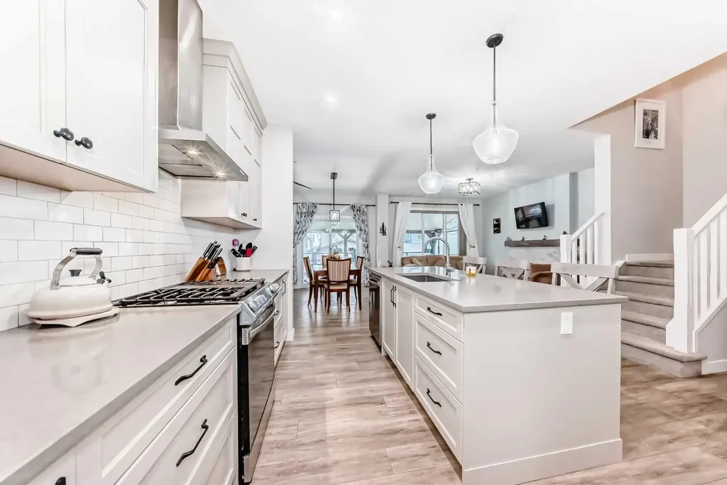 120 Emberside Place Cochrane AB T4C3A8