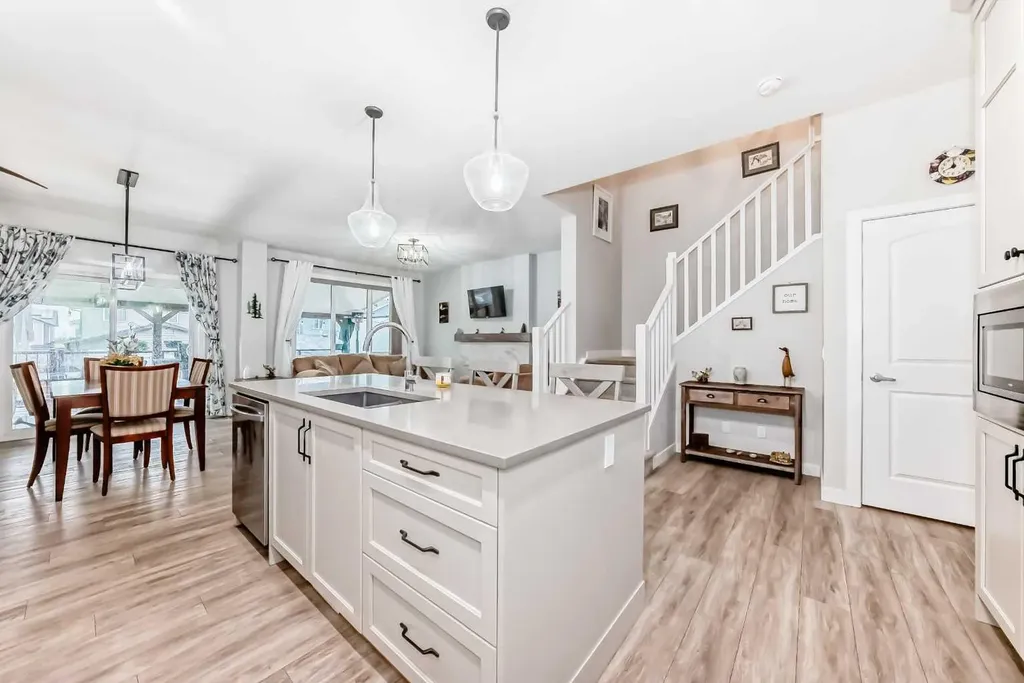 120 Emberside Place Cochrane AB T4C3A8