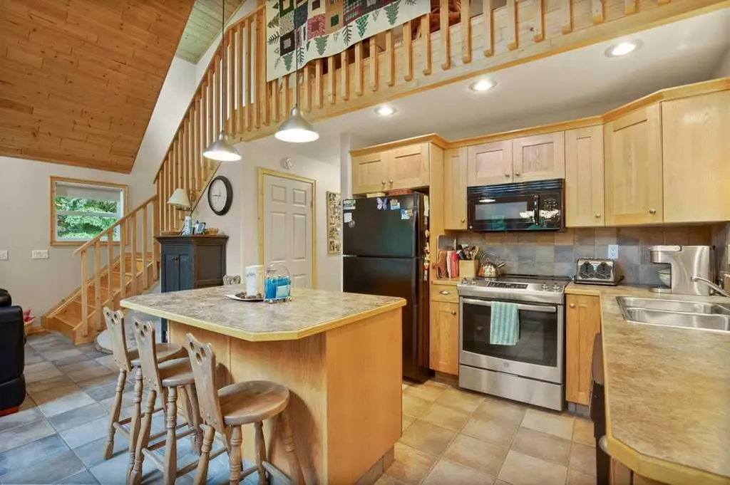 709 Sunhaven Way Sunbreaker Cove AB T0C 0J0