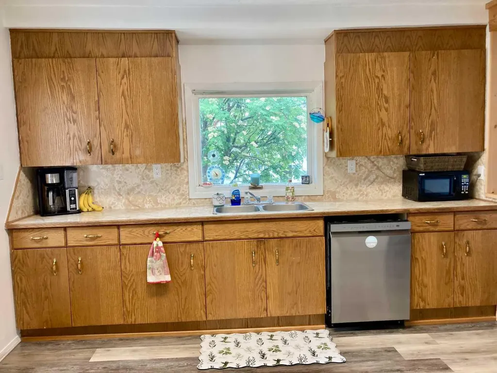 717 227 Street Hillcrest AB T0K 1C0