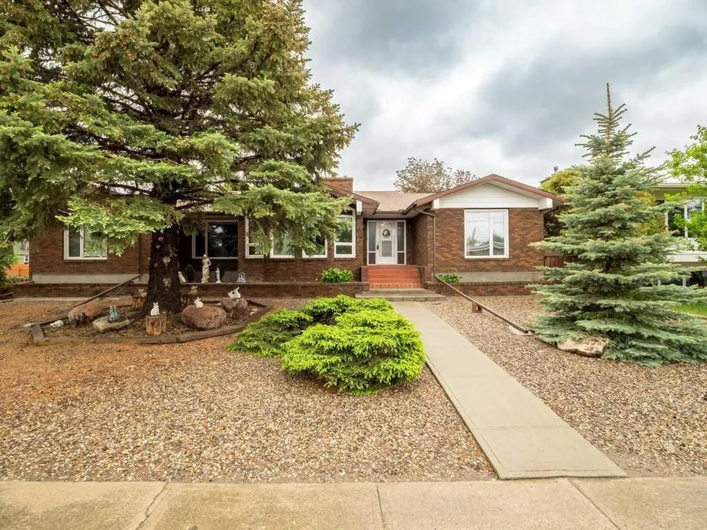 Coaldale AB, 2201 21 Avenue