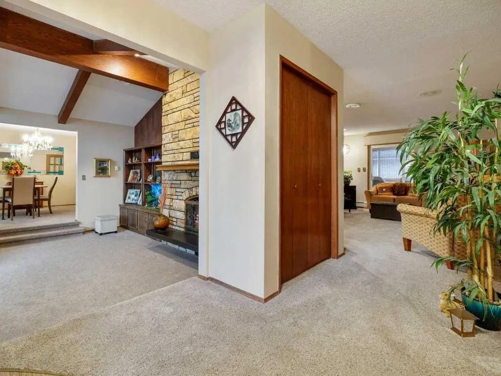 2201 21 Avenue Coaldale AB T1M 1J1