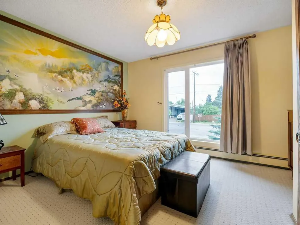 2201 21 Avenue Coaldale AB T1M 1J1