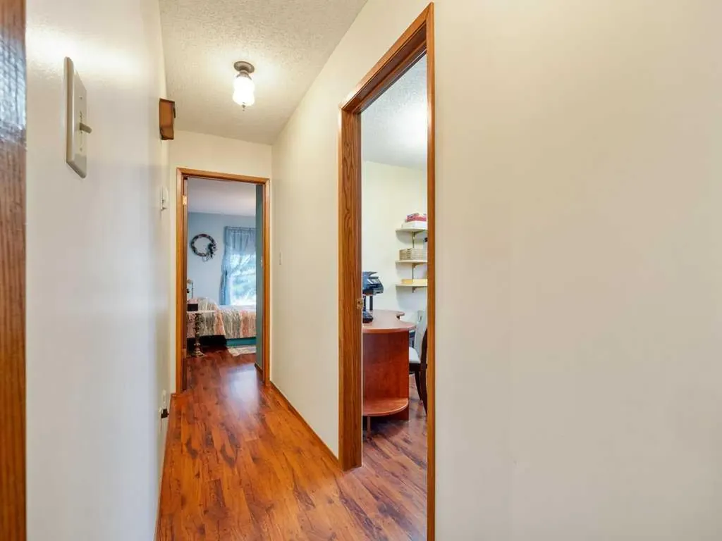 2201 21 Avenue Coaldale AB T1M 1J1