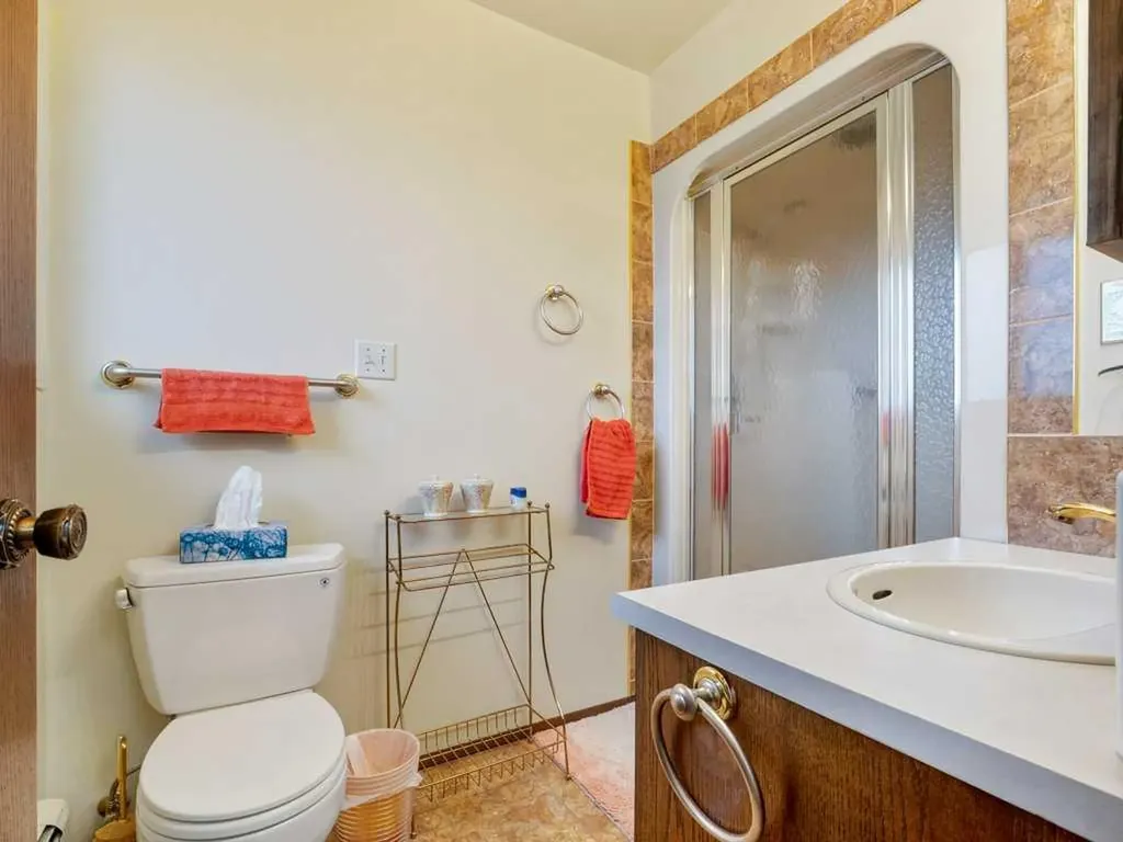 2201 21 Avenue Coaldale AB T1M 1J1