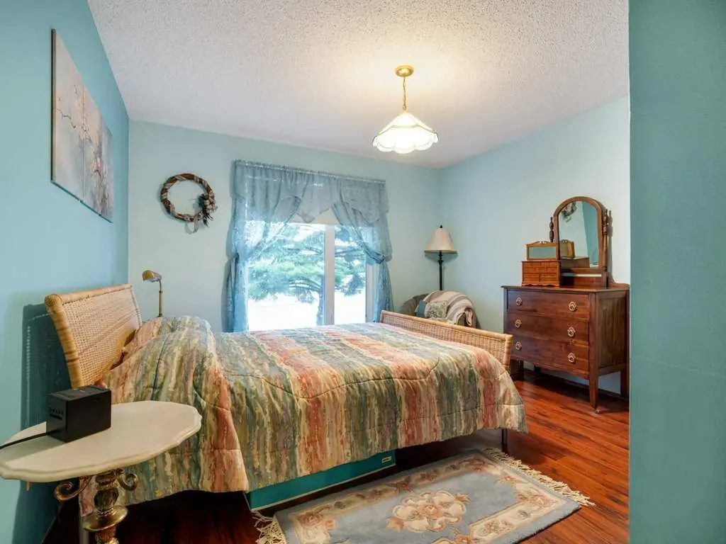 2201 21 Avenue Coaldale AB T1M 1J1