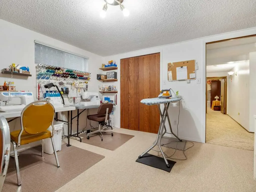 2201 21 Avenue Coaldale AB T1M 1J1