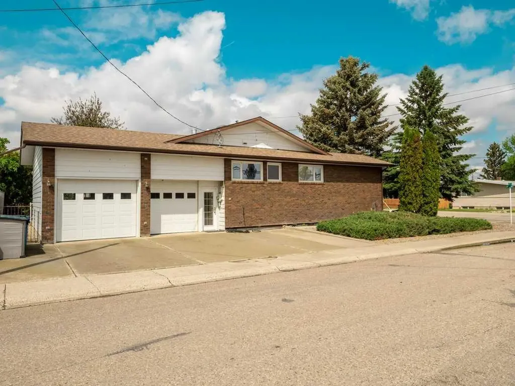 2201 21 Avenue Coaldale AB T1M 1J1