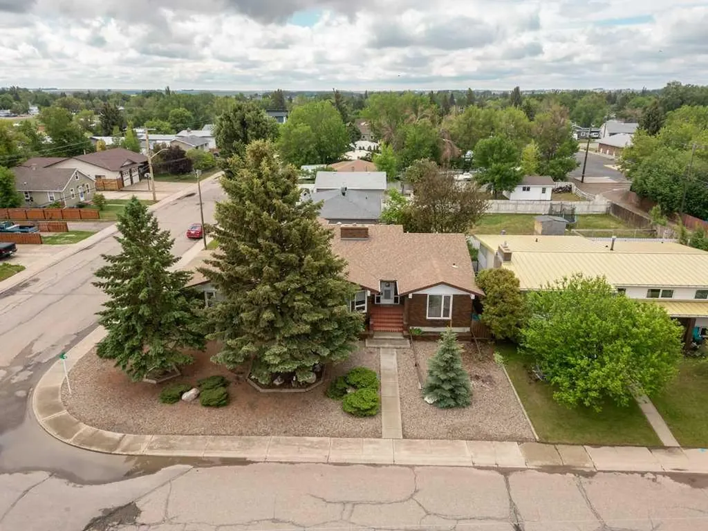 2201 21 Avenue Coaldale AB T1M 1J1