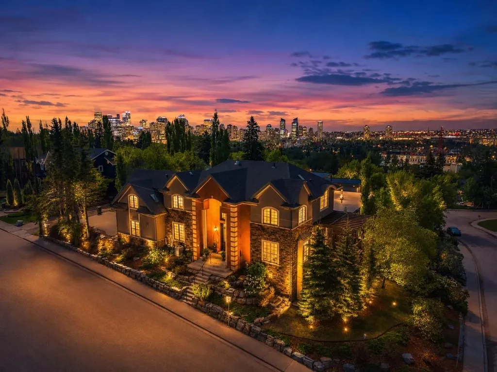 1320 17a Street NW Calgary AB T2N 2E9