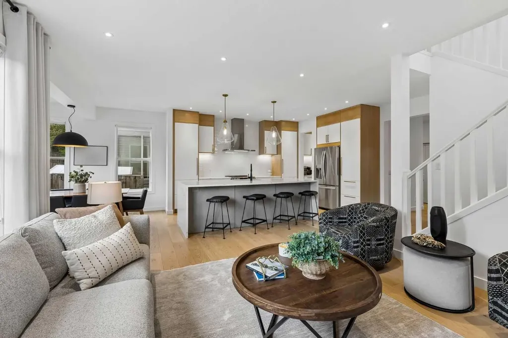 96 Cranridge Crescent SE Calgary AB T3M 0J3