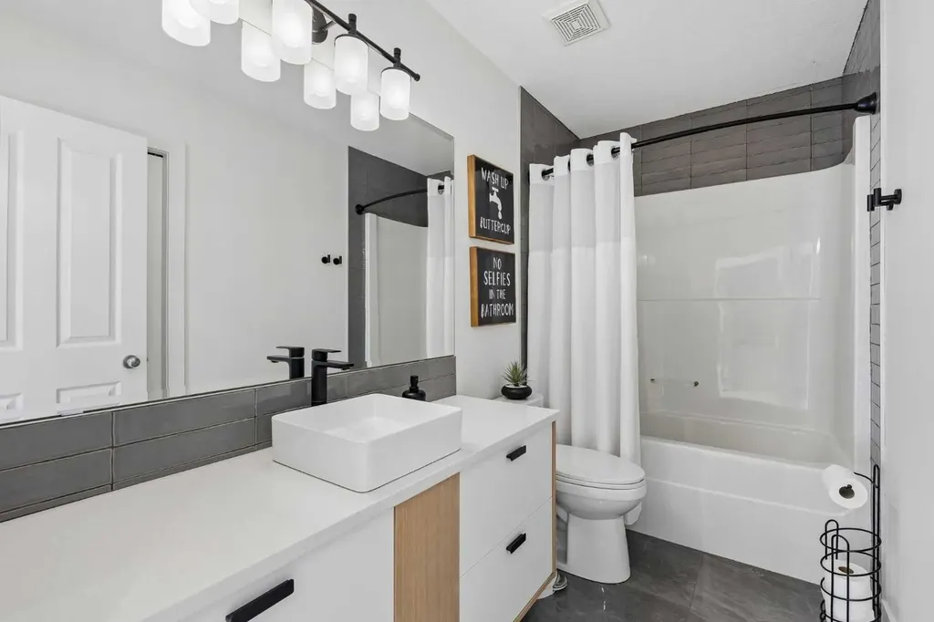 96 Cranridge Crescent SE Calgary AB T3M 0J3